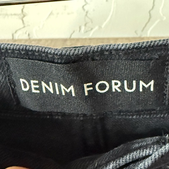 Aritzia Denim Forum|Twiggy high rise flare black jeans,closet staple•••size 26 - Picture 11 of 16